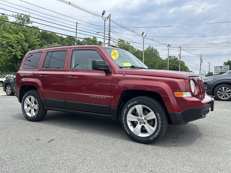 Used 2012 Jeep Patriot Sport w/ PWR Value Group AWD/4WD image 3