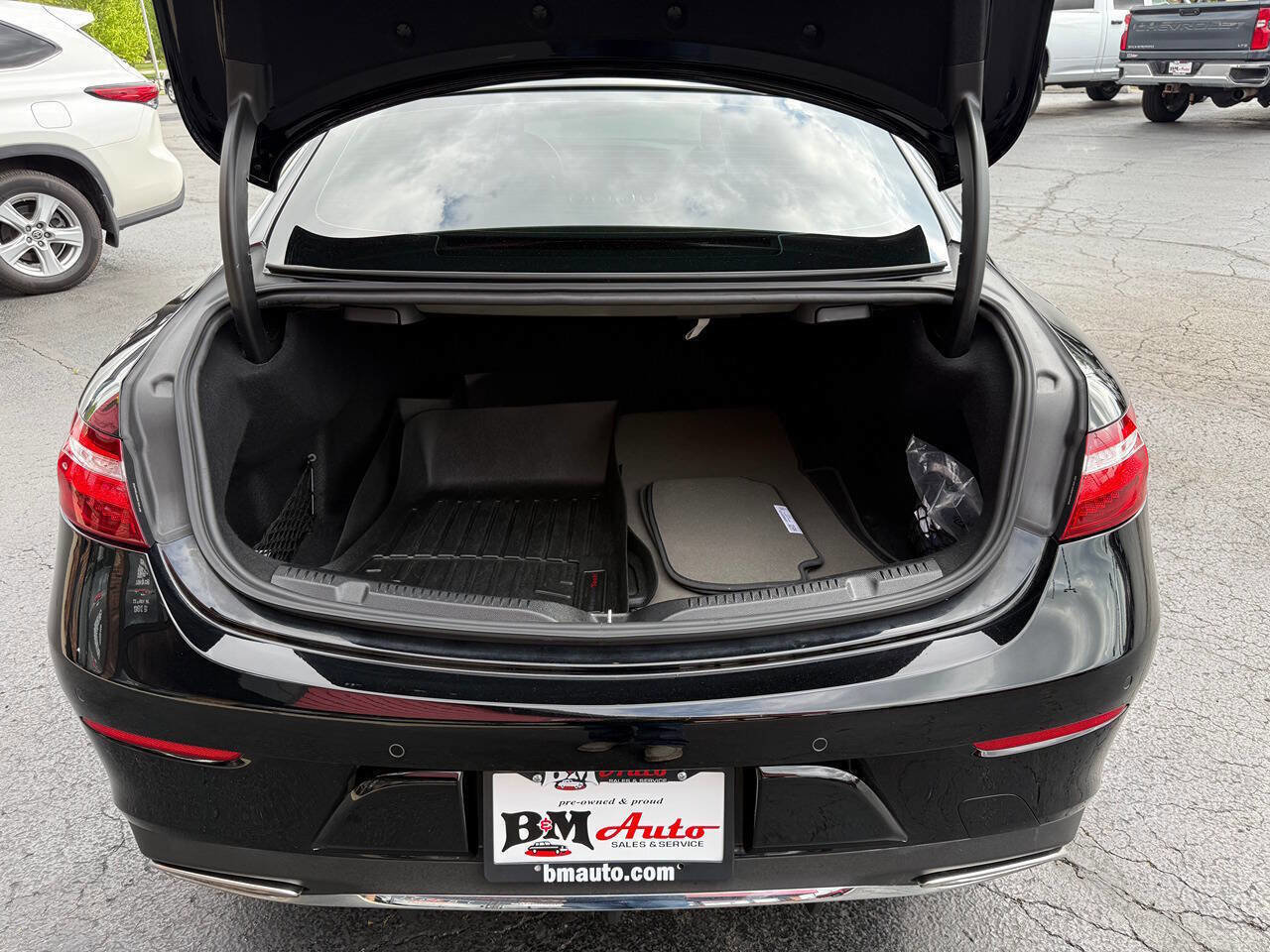 Used 2018 Mercedes-Benz E 400 4MATIC Coupe image 21