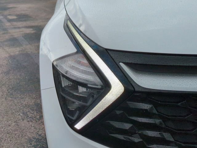 Used 2023 Kia Sportage EX image 10