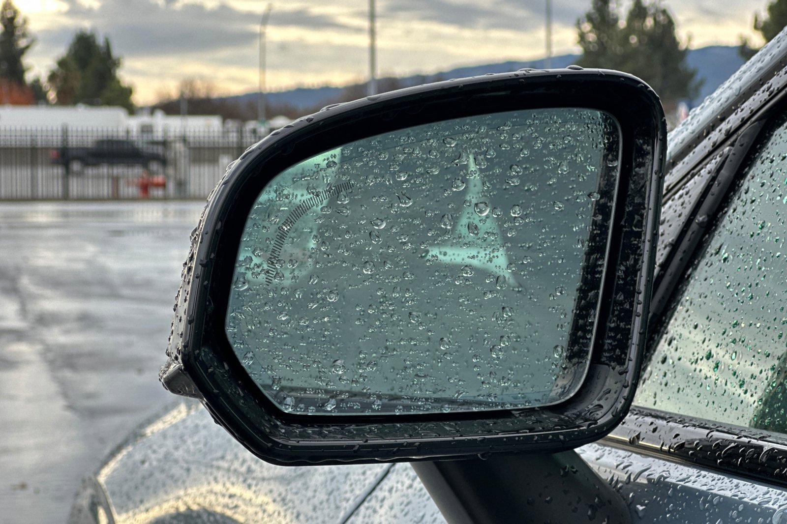 Used 2024 Volvo S60 B5 Plus image 56