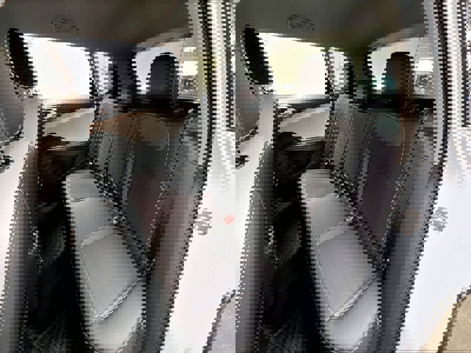 Certified 2025 Volkswagen Taos SE AWD/4WD image 27