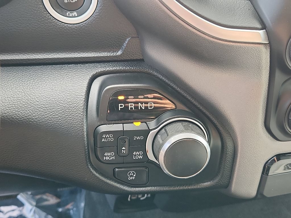 Used 2019 RAM 1500 Big Horn AWD/4WD image 14