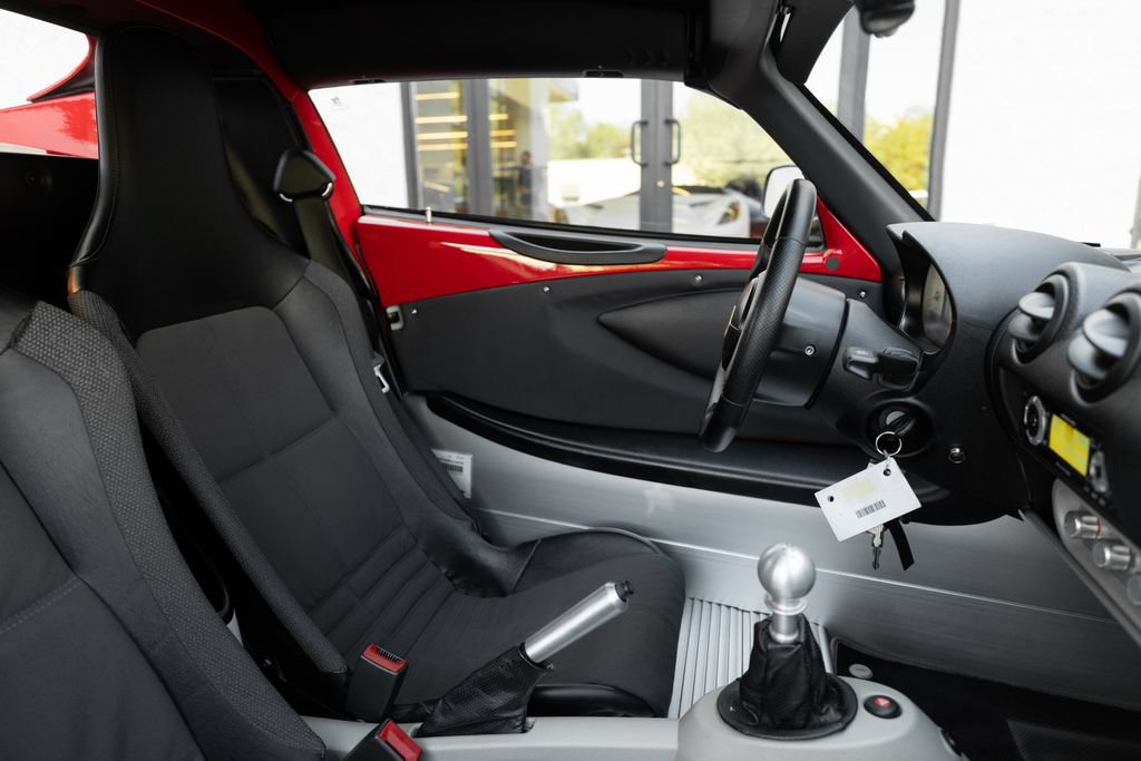 Used 2005 Lotus Elise RWD image 20