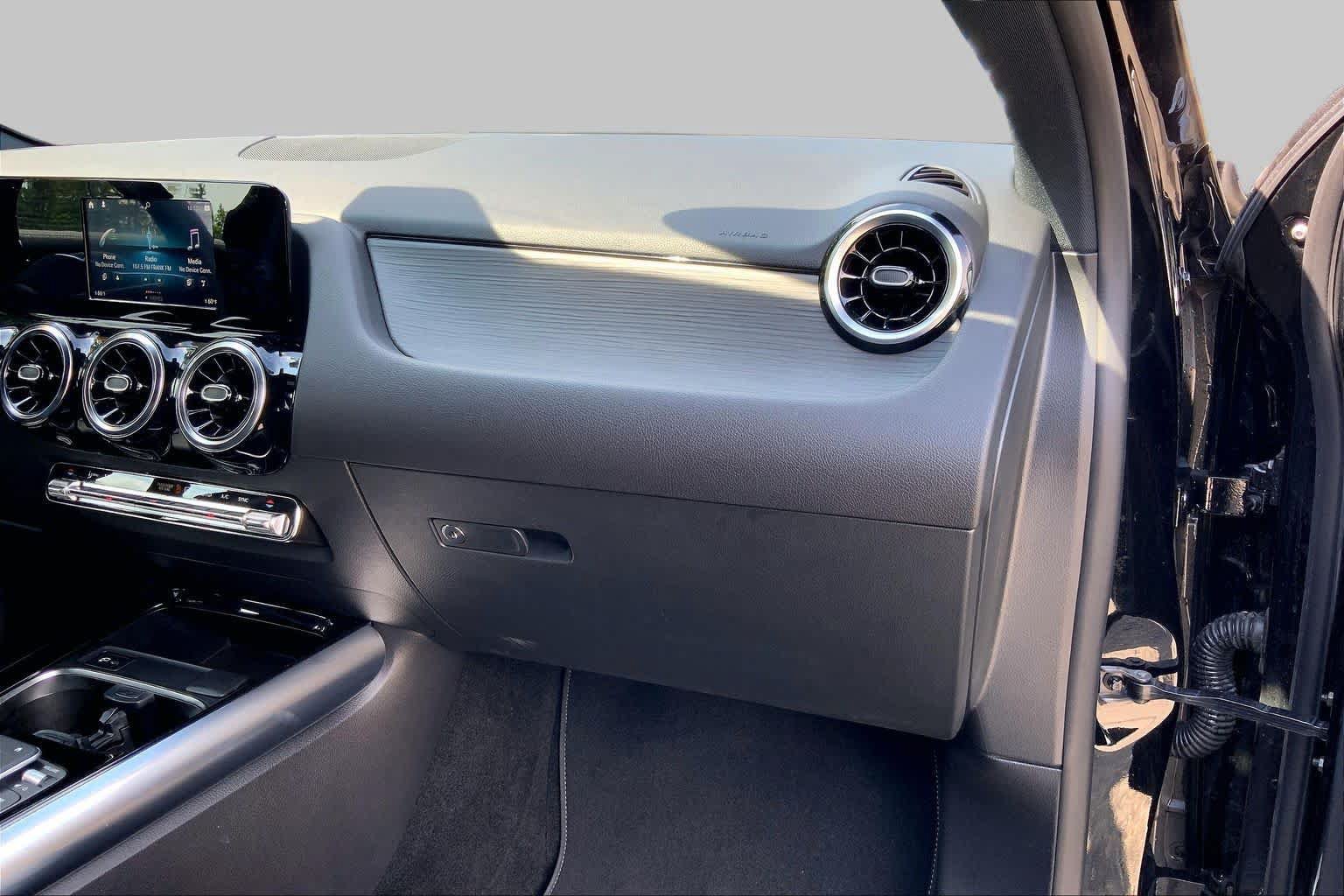 Certified 2023 Mercedes-Benz GLA 250 4MATIC image 19