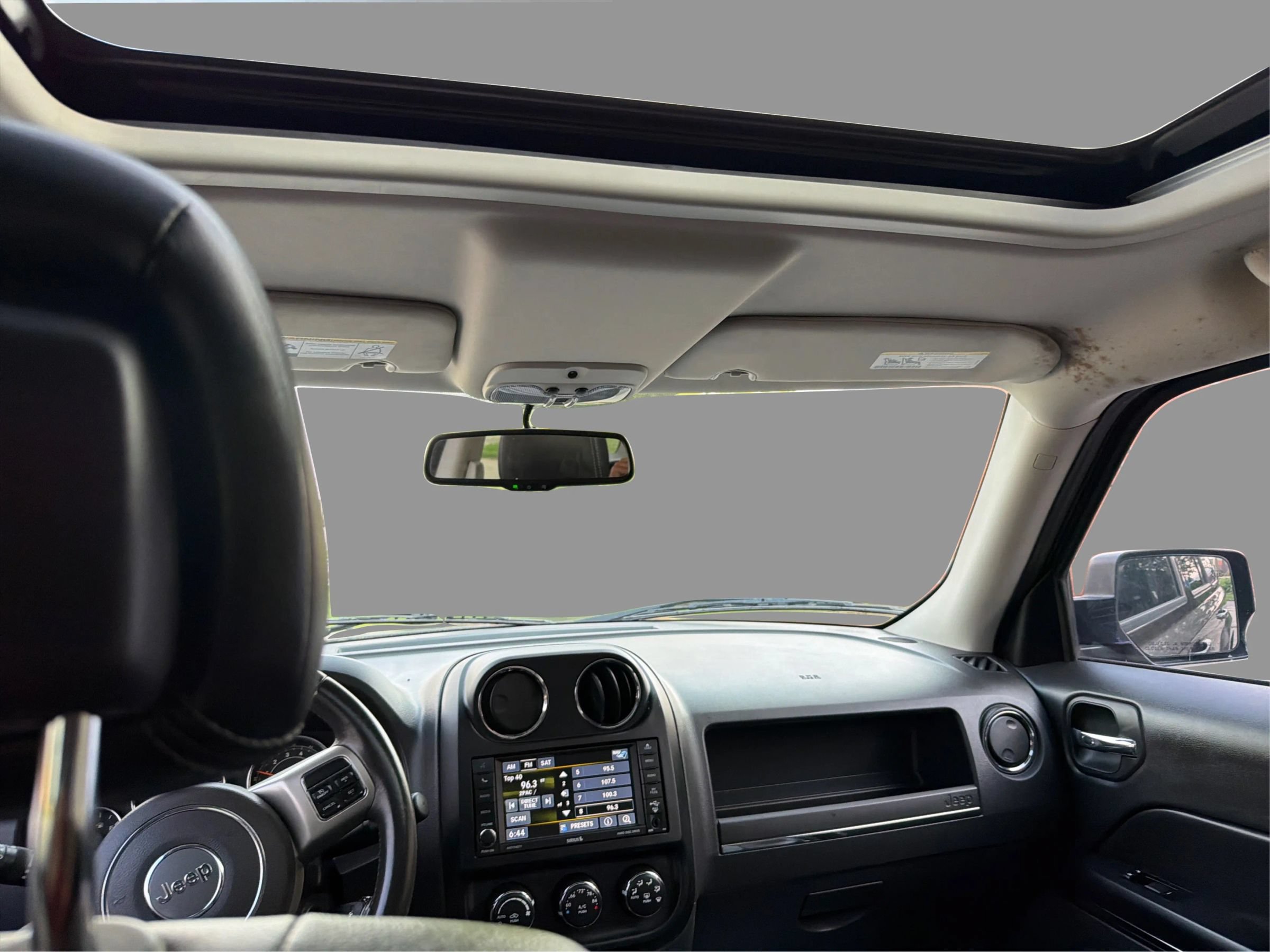 Used 2014 Jeep Patriot Limited w/ Sun/Sound Group AWD/4WD image 19