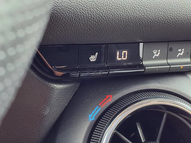 Used 2026 Chevrolet Blazer LT FWD image 5