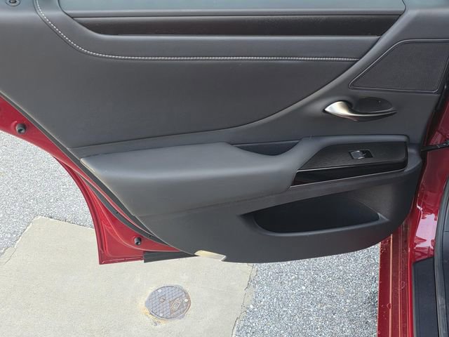 Certified 2025 Lexus ES 350 w/ Premium Package image 32