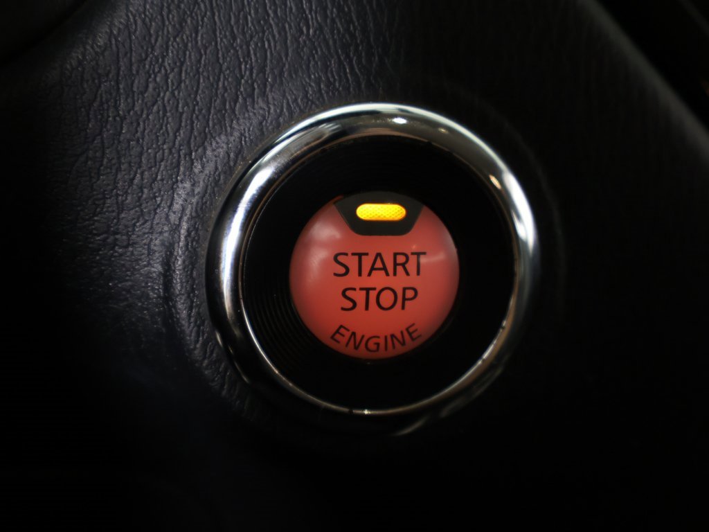 Used 2020 Nissan Pathfinder S image 34