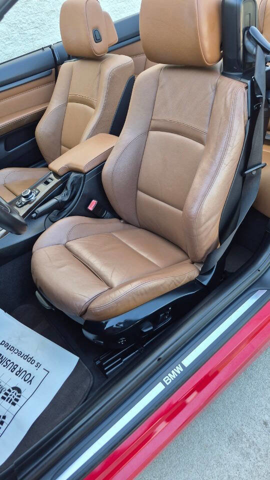 Used 2009 BMW 328i Convertible image 31
