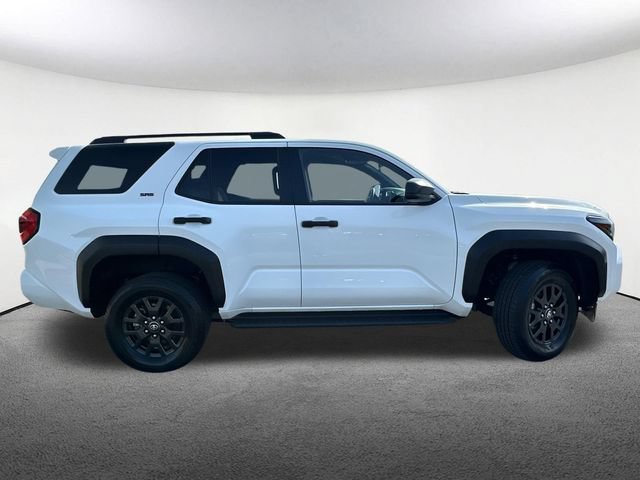 Used 2025 Toyota 4Runner SR5 AWD/4WD image 15