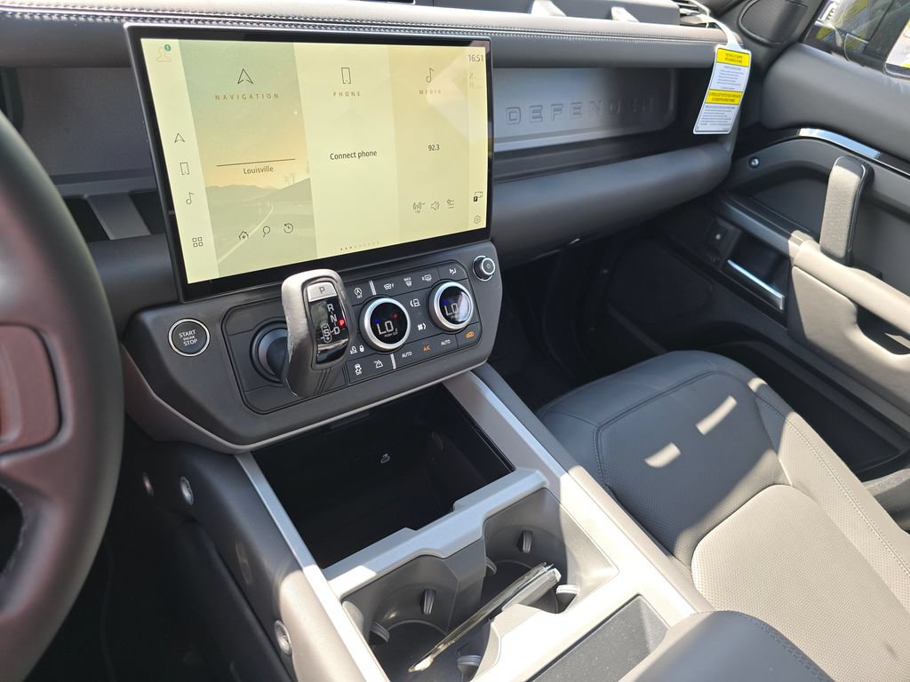New 2026 Land Rover Defender 90 V8 AWD/4WD image 26