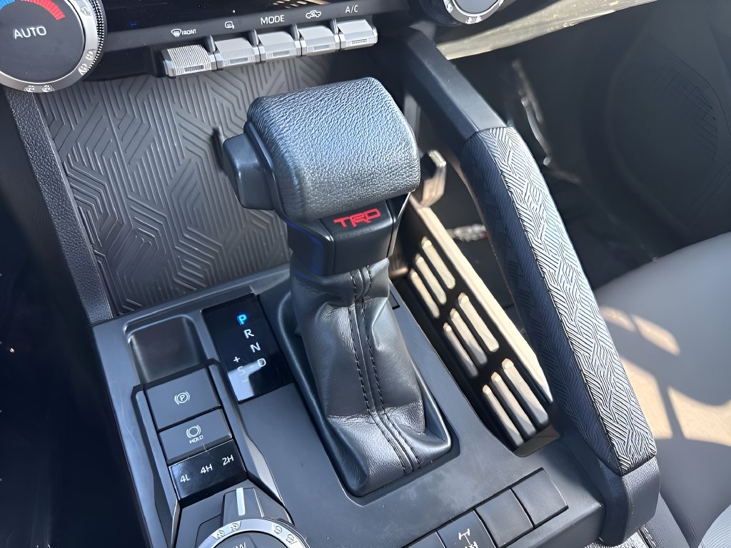Used 2024 Toyota Tacoma TRD Off-Road AWD/4WD image 15