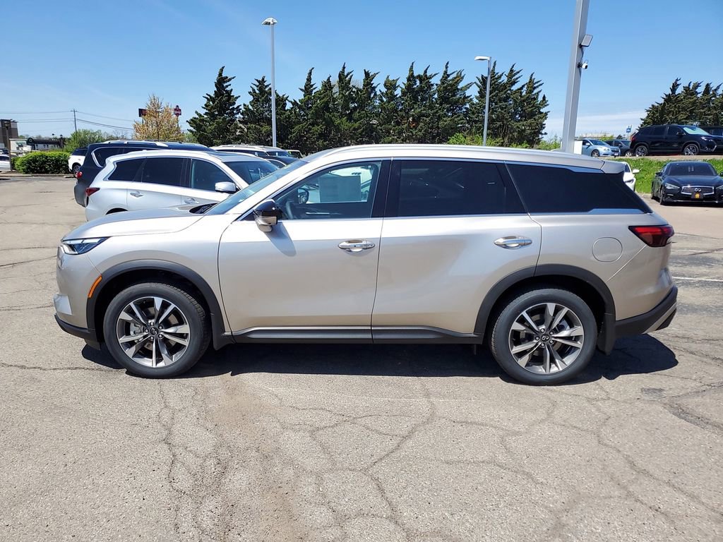 Certified 2025 INFINITI QX60 Luxe image 2