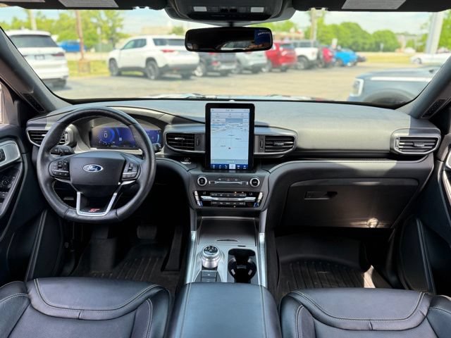 Used 2020 Ford Explorer ST w/ Premium Technology Package AWD/4WD image 24