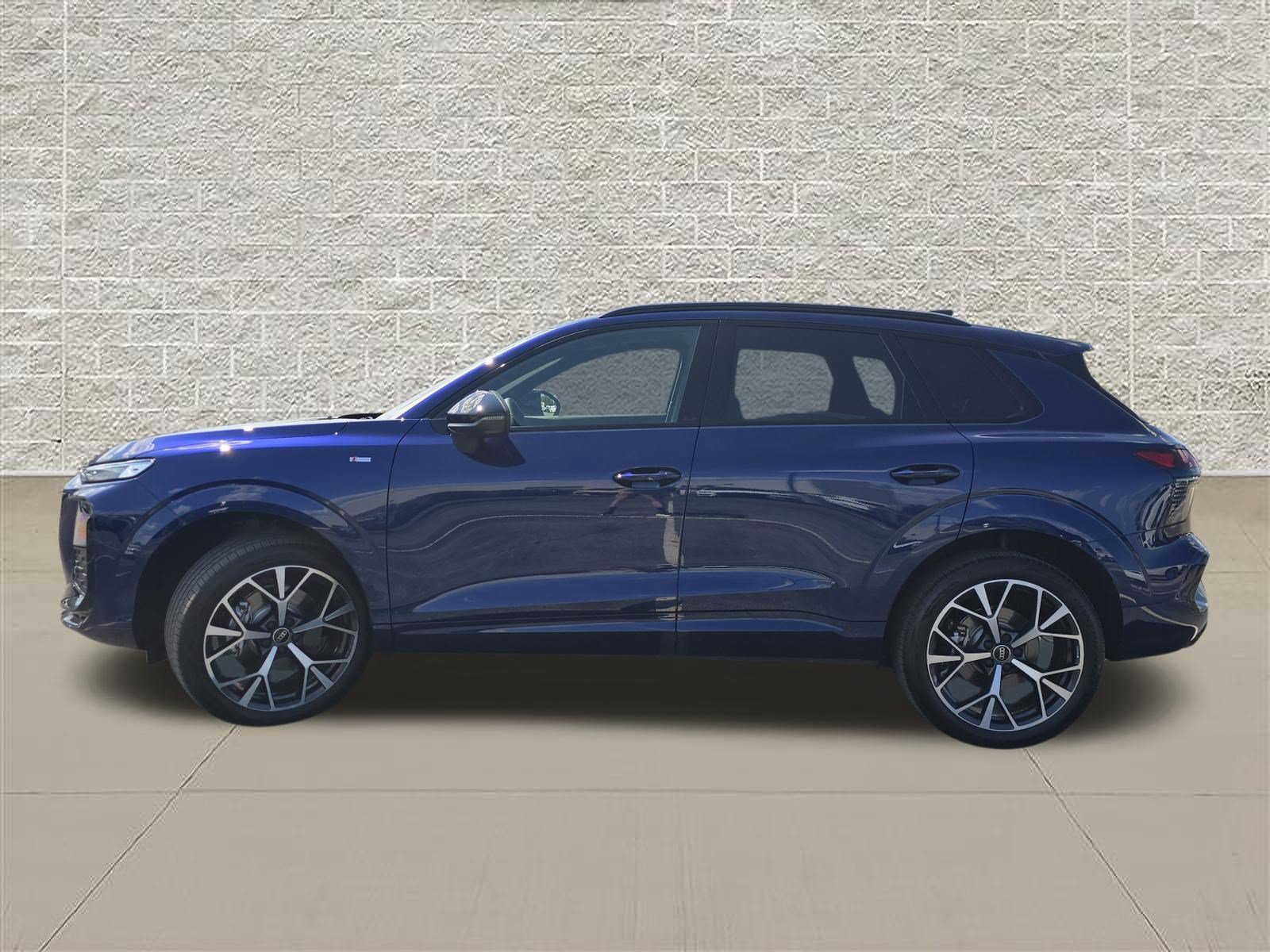 New 2026 Audi Q3 quattro 2.0T AWD/4WD image 4