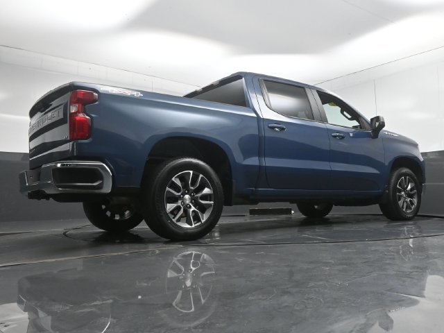 Used 2024 Chevrolet Silverado 1500 LT AWD/4WD image 37