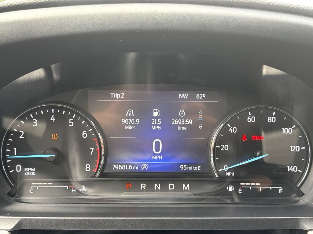 Used 2020 Ford Explorer XLT w/ Equipment Group 202A AWD/4WD image 10