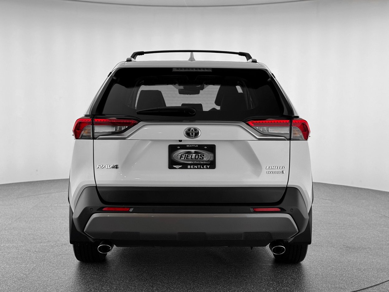Used 2020 Toyota RAV4 Limited image 4