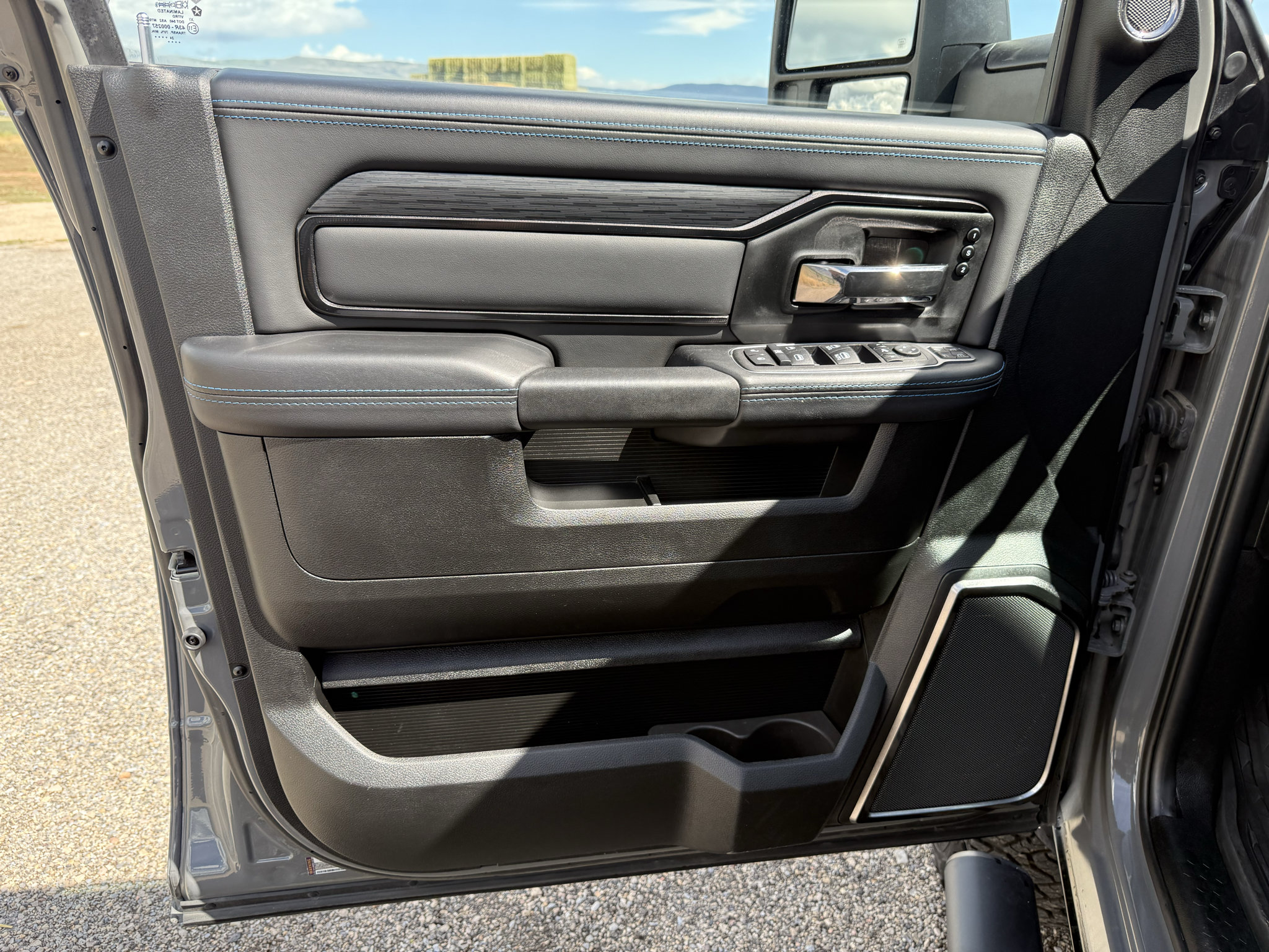 Used 2024 RAM 2500 Rebel w/ Safety Group AWD/4WD image 15