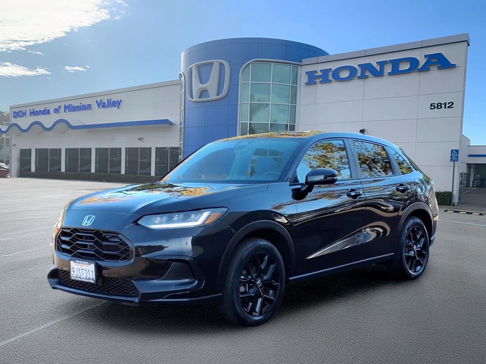 Used 2024 Honda HR-V Sport image 1