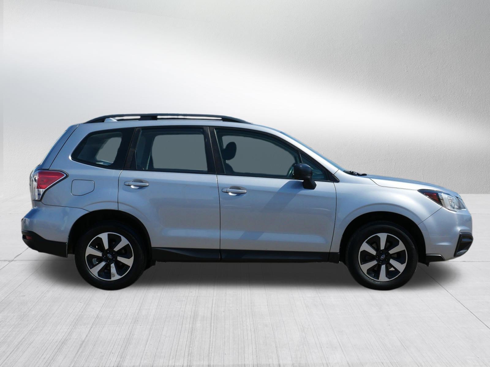 Used 2018 Subaru Forester 2.5i w/ Alloy Wheel Package AWD/4WD image 8
