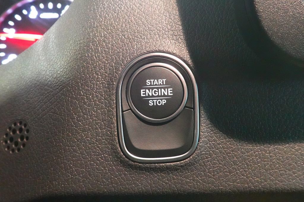 Used 2025 Mercedes-Benz Sprinter 2500 image 14