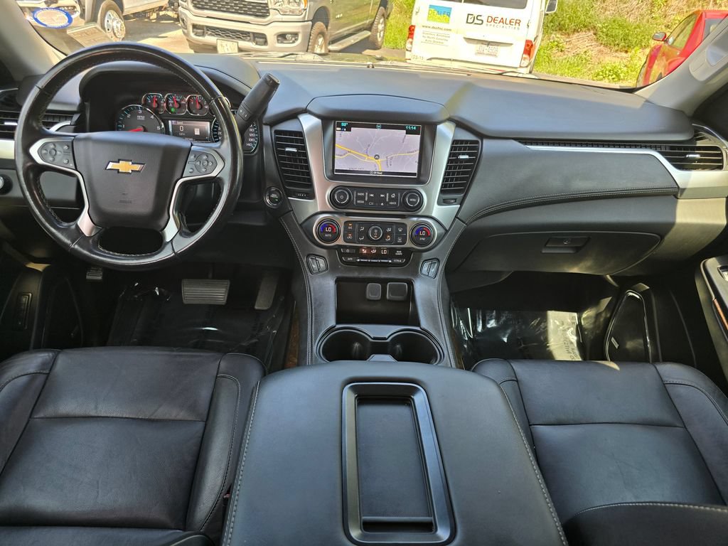 Used 2020 Chevrolet Suburban LT RWD image 5