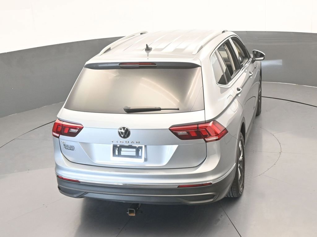 Used 2023 Volkswagen Tiguan SE image 51