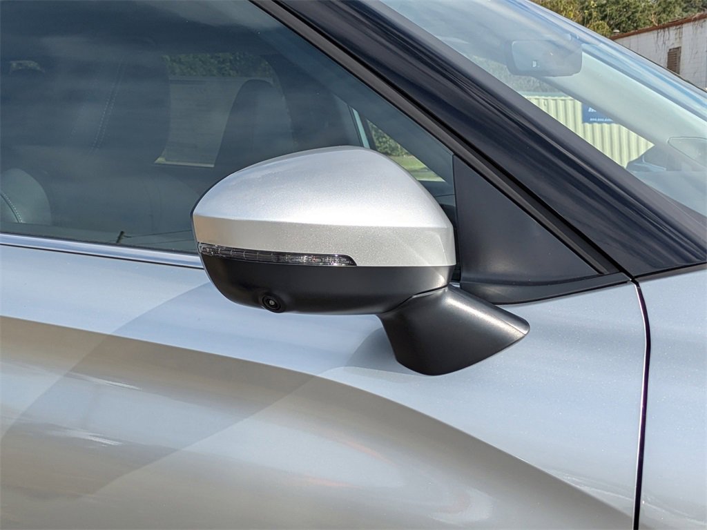 New 2025 Mitsubishi Outlander SE image 12