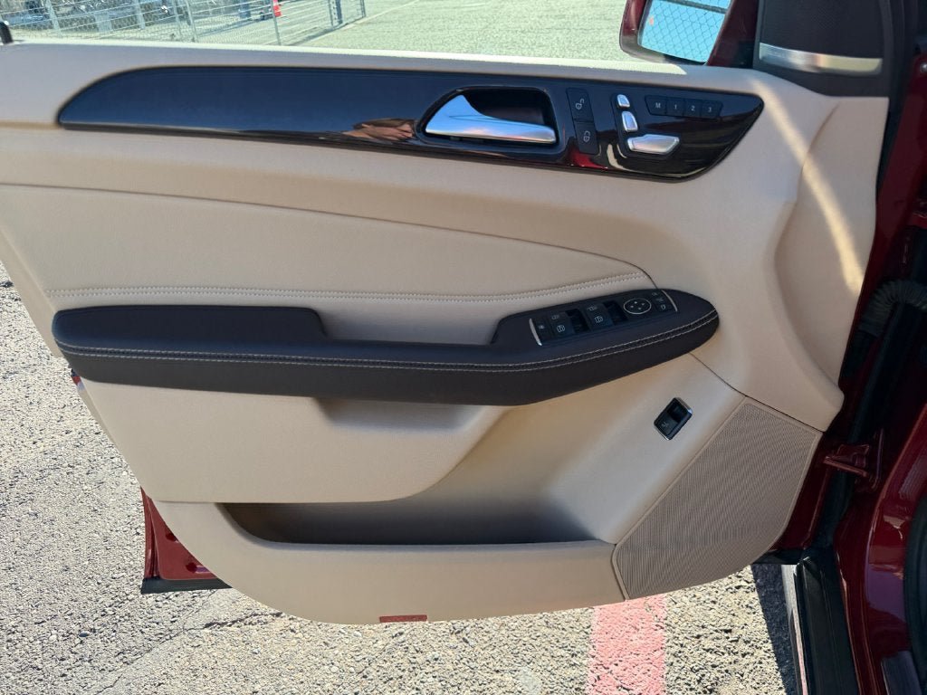 Used 2018 Mercedes-Benz GLE 350 image 20