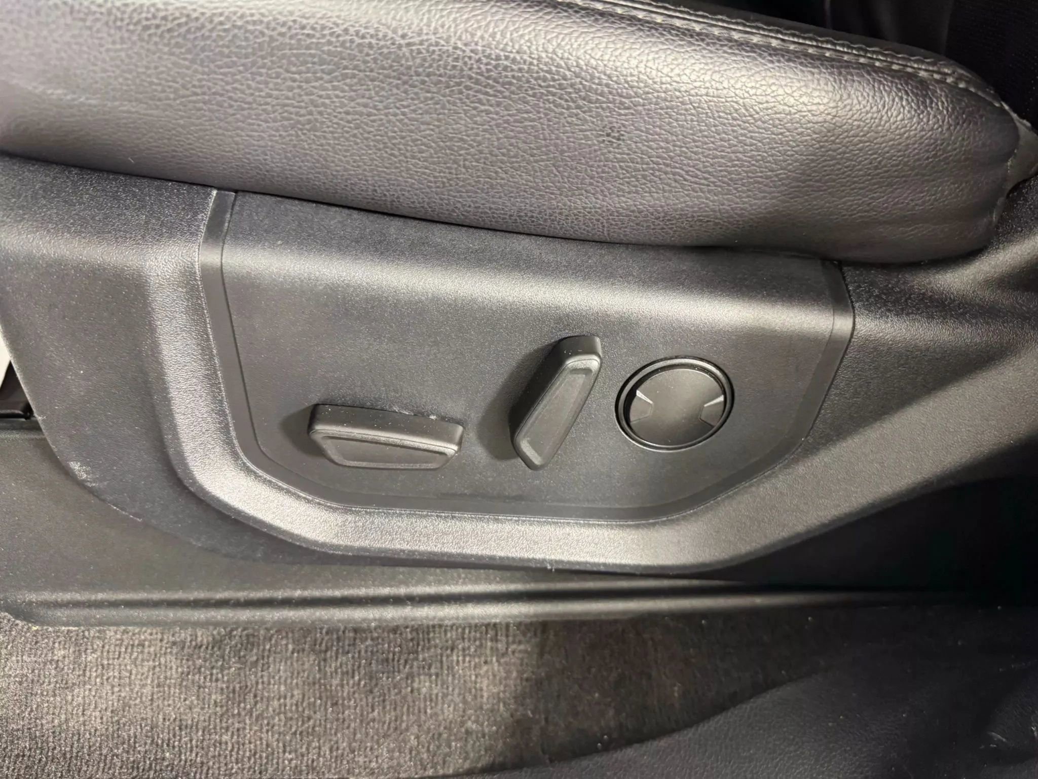 Used 2021 Ford Expedition XLT w/ Equipment Group 202A image 35