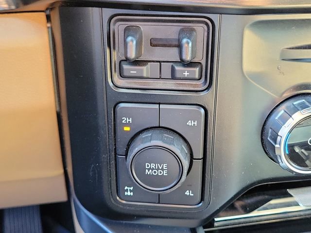 Certified 2023 Ford F250 Lariat w/ Lariat Ultimate Package image 13