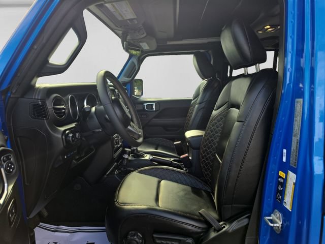 Used 2023 Jeep Wrangler Unlimited Sahara AWD/4WD image 10