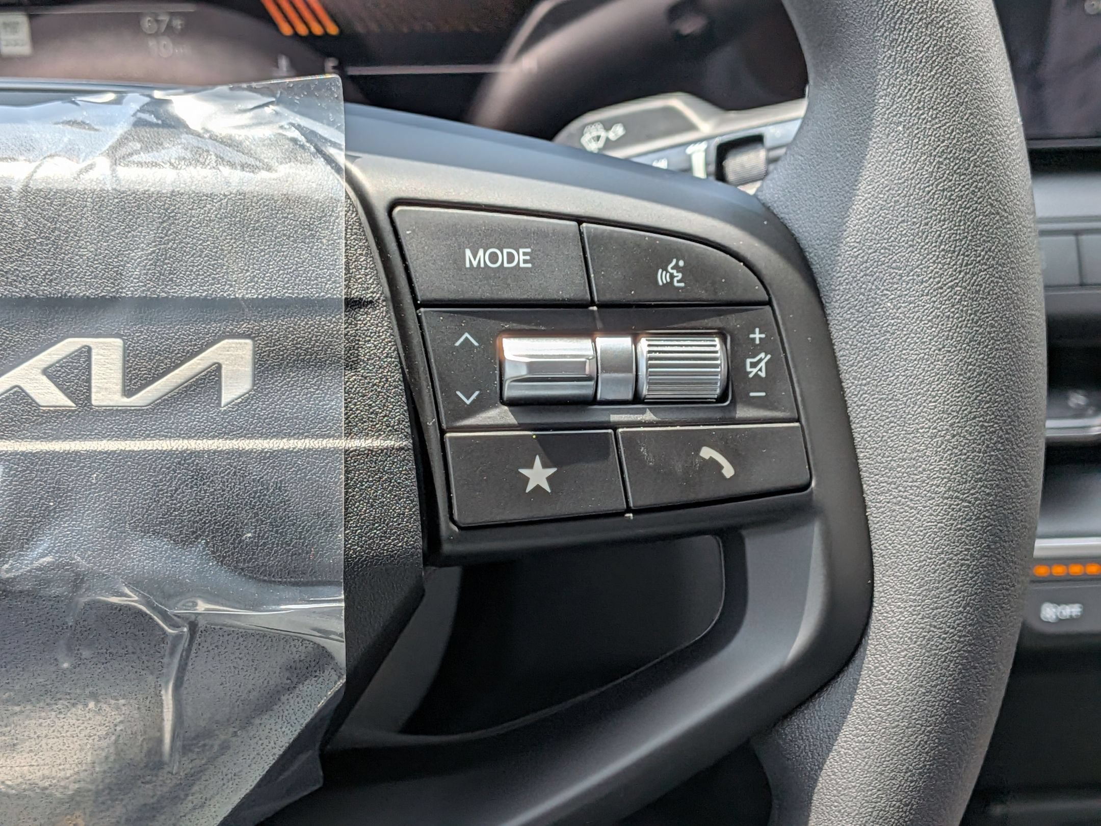 New 2026 Kia K4 FWD image 18