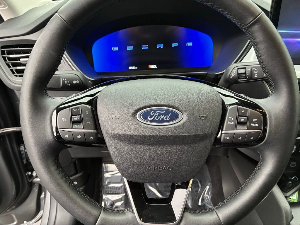 Used 2024 Ford Escape Platinum image 12