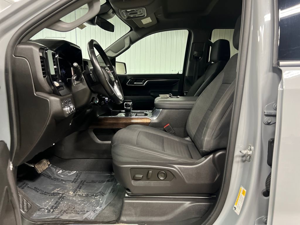 Used 2024 GMC Sierra 1500 Elevation w/ Preferred Package image 13
