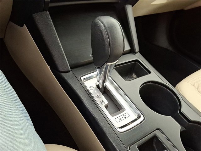 Used 2016 Subaru Outback 2.5i Limited image 18