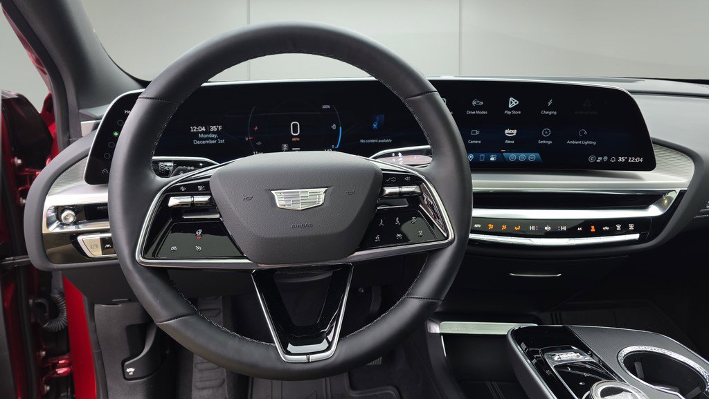 Certified 2025 Cadillac Lyriq Sport image 29