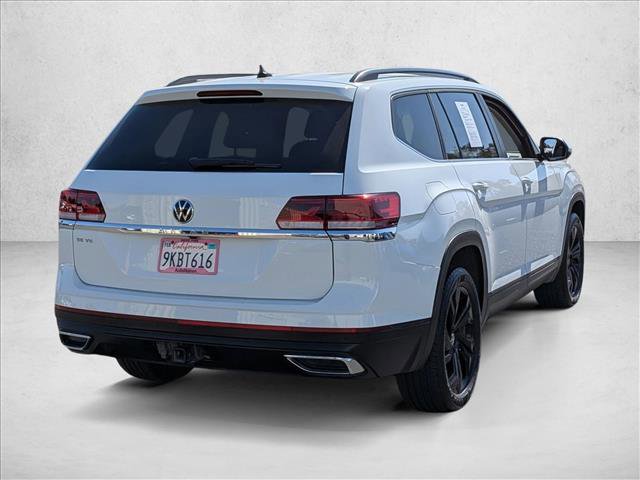 Used 2023 Volkswagen Atlas SE w/ Black Wheel Package FWD image 5