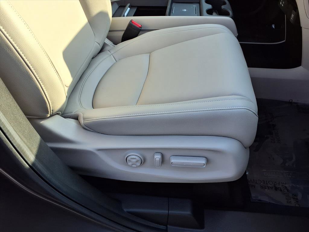 Used 2025 Honda Odyssey EX-L image 22