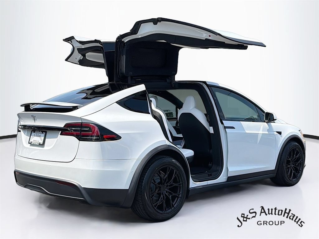 Used 2022 Tesla Model X AWD/4WD image 7