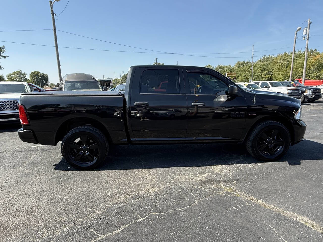 Used 2015 RAM 1500 Express image 8
