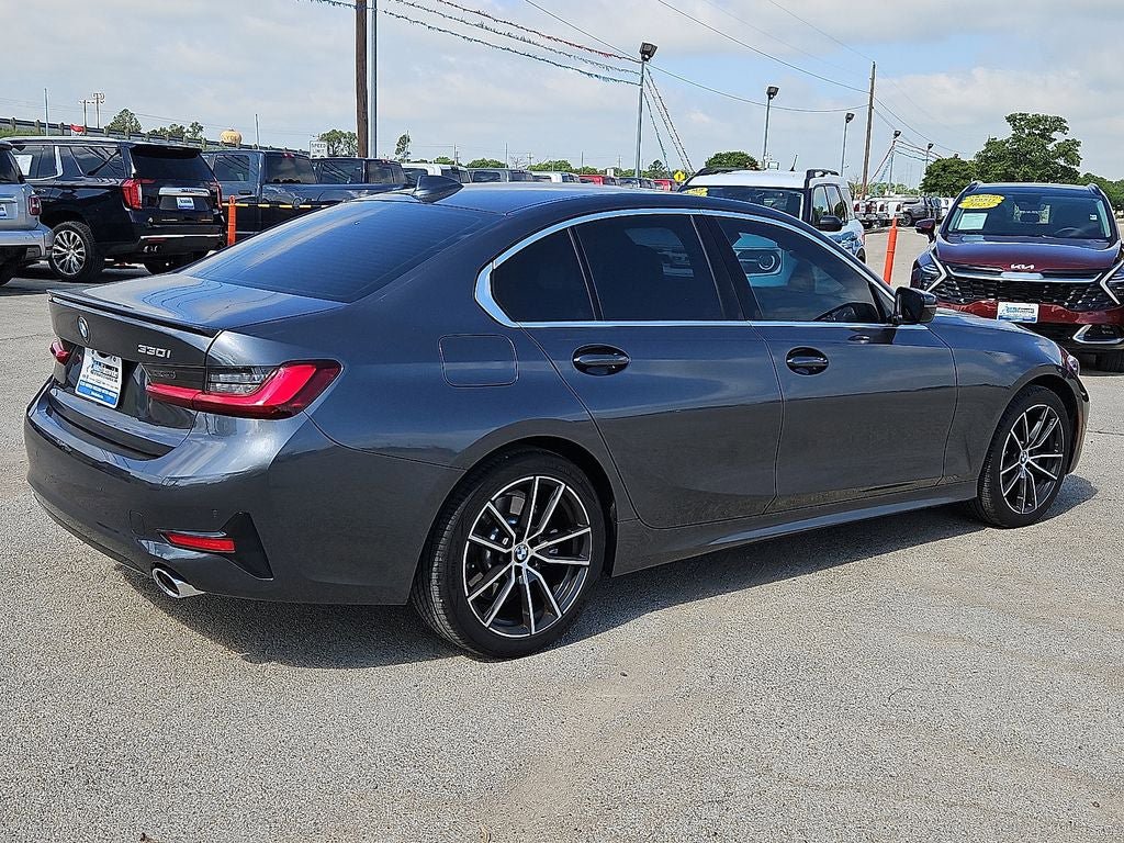 Used 2022 BMW 330i Sedan w/ Convenience Package RWD image 8
