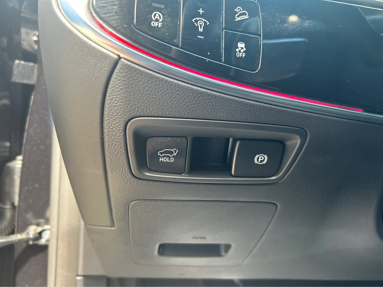 Used 2022 Genesis GV70 2.5T w/ Advanced Package image 33