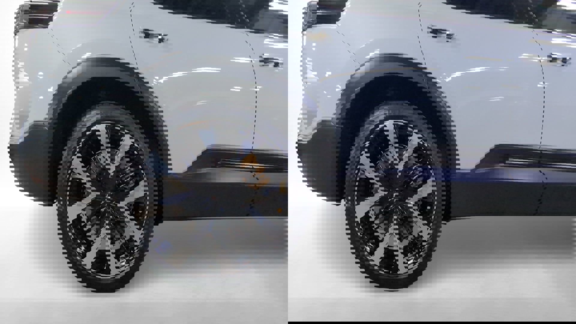 Used 2025 Polestar Polestar 3 image 24