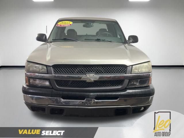 Used 2005 Chevrolet Silverado 1500 LS w/ Light Duty Power Package AWD/4WD image 9