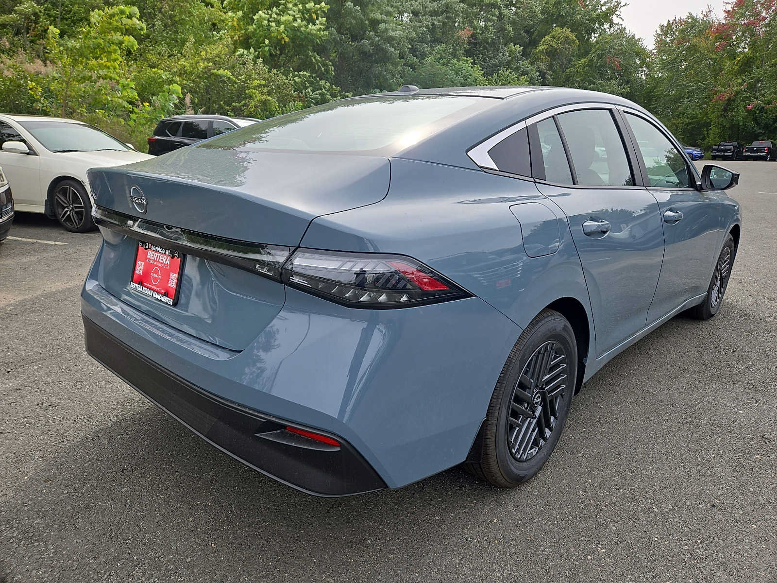 New 2027 Nissan Sentra SV w/ SV Convenience Package FWD image 4