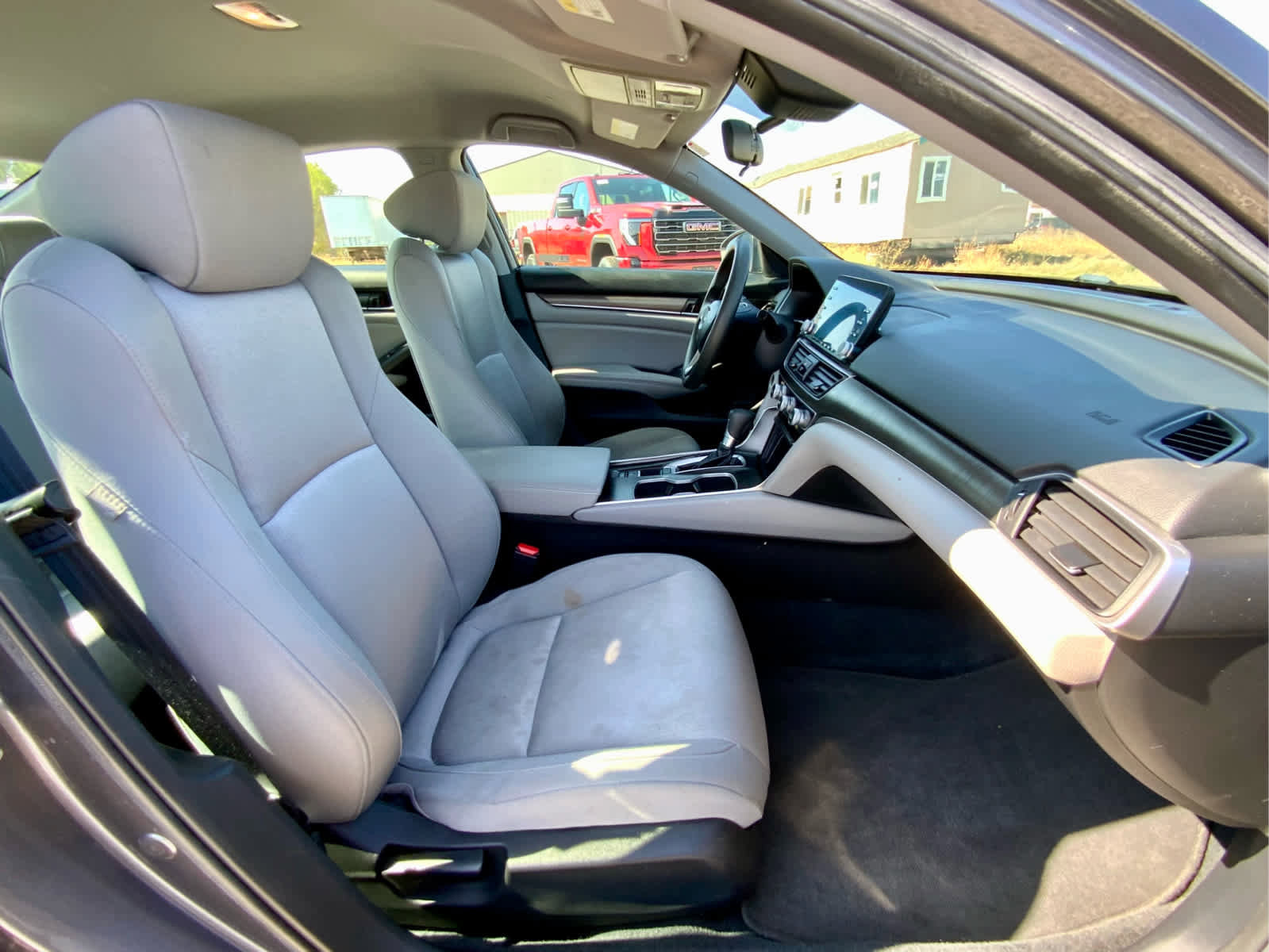 Used 2019 Honda Accord LX image 24