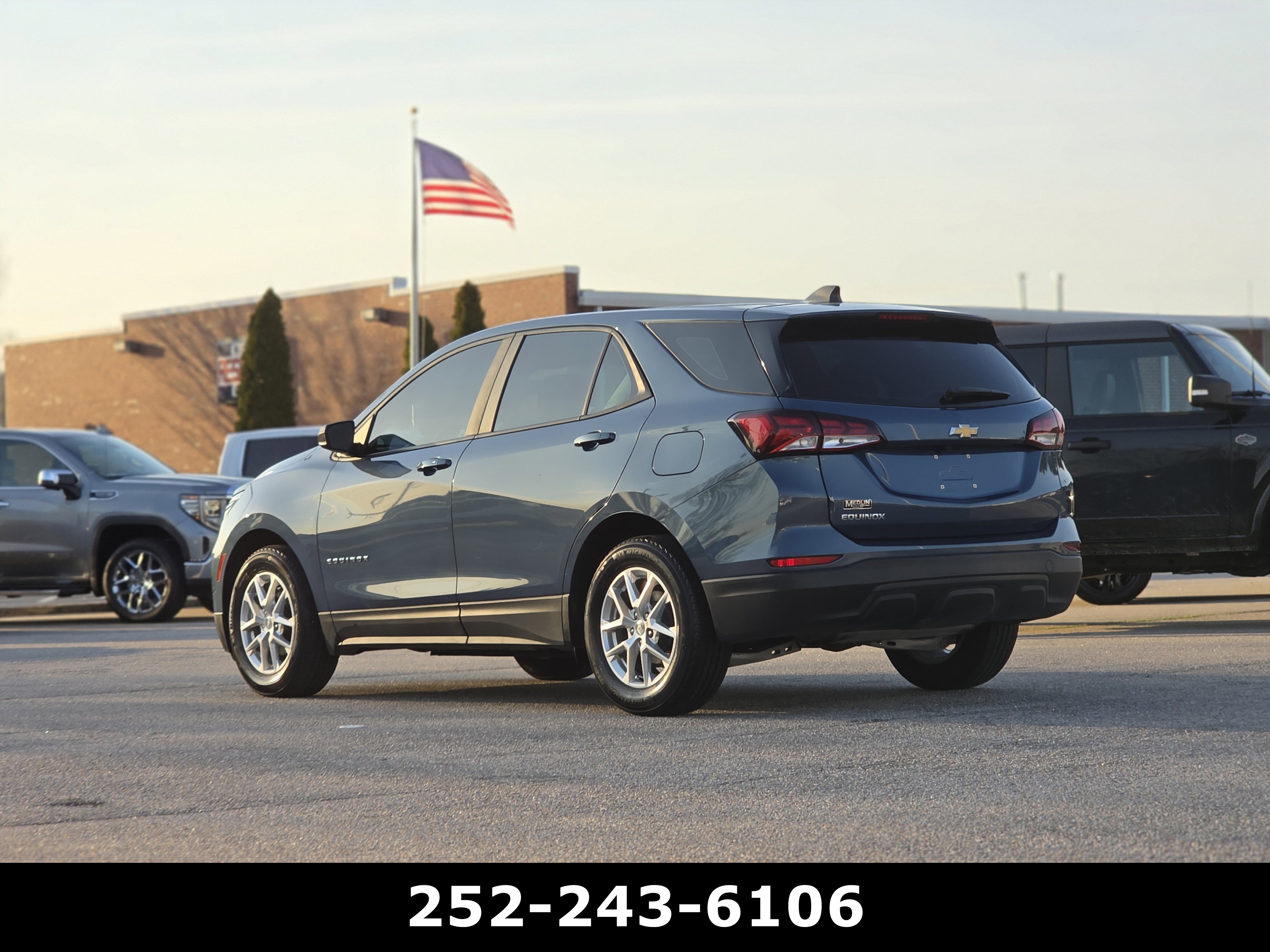Used 2024 Chevrolet Equinox LS FWD image 5