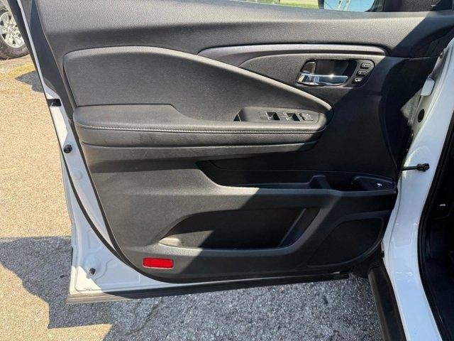 Used 2023 Honda Ridgeline RTL image 10